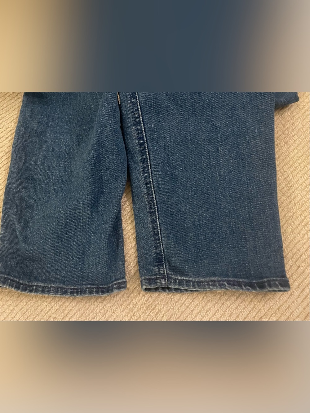 Old Navy Women's High-Rise, Straight Plus Size Jeans, Size 16 short - Picture 6 of 9
